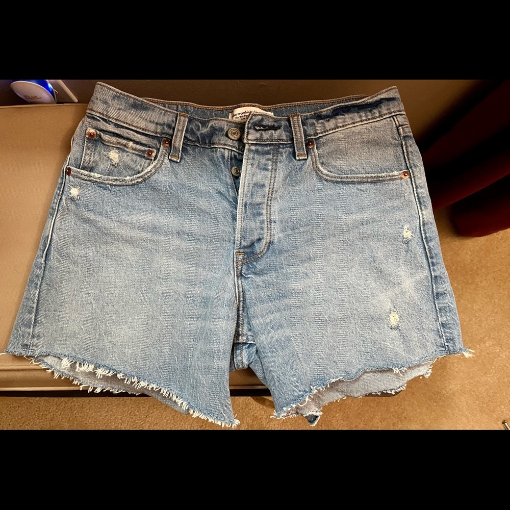 Abercrombie The 90s Baggy Low Rise Size 27/4 Denim Shorts
